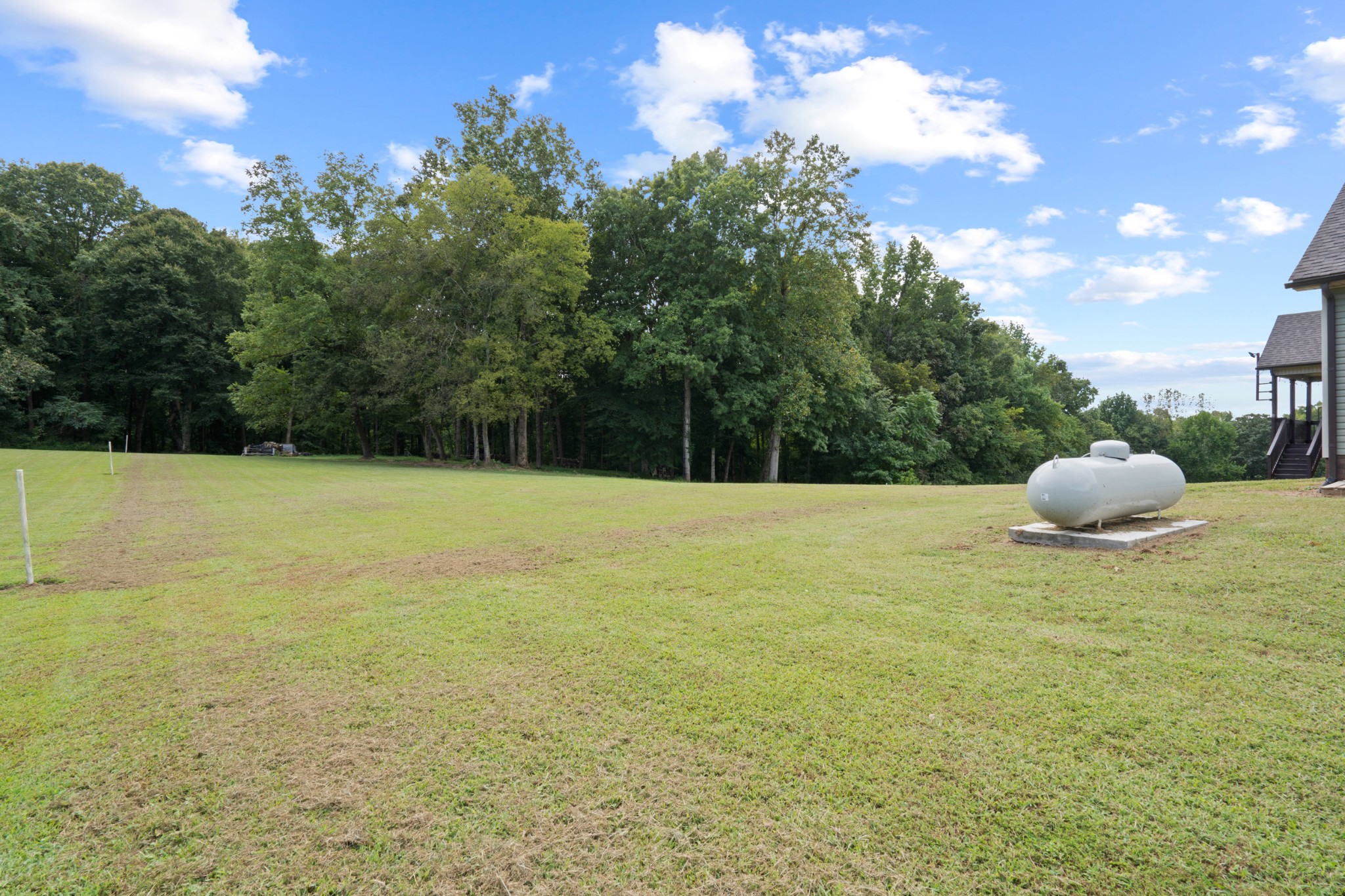 1506 Bend Road Clarksville, TN 37040 - Photo 42 of 56 a view of a outdoor space and trees