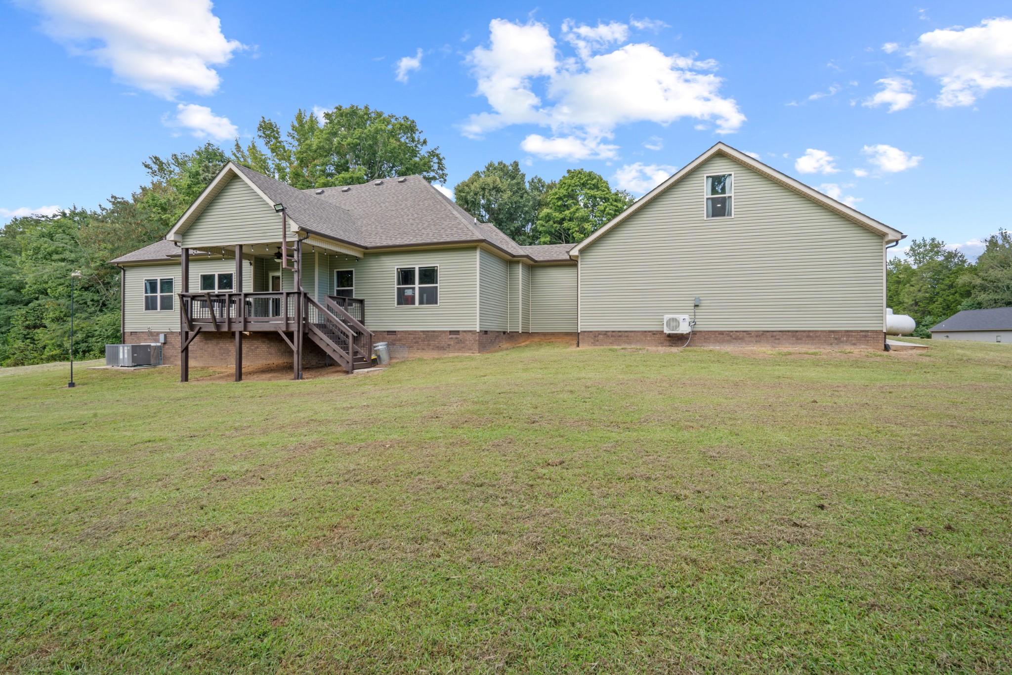 1506 Bend Road Clarksville, TN 37040 - Photo 44 of 56 a view of a house with a yard and sitting area