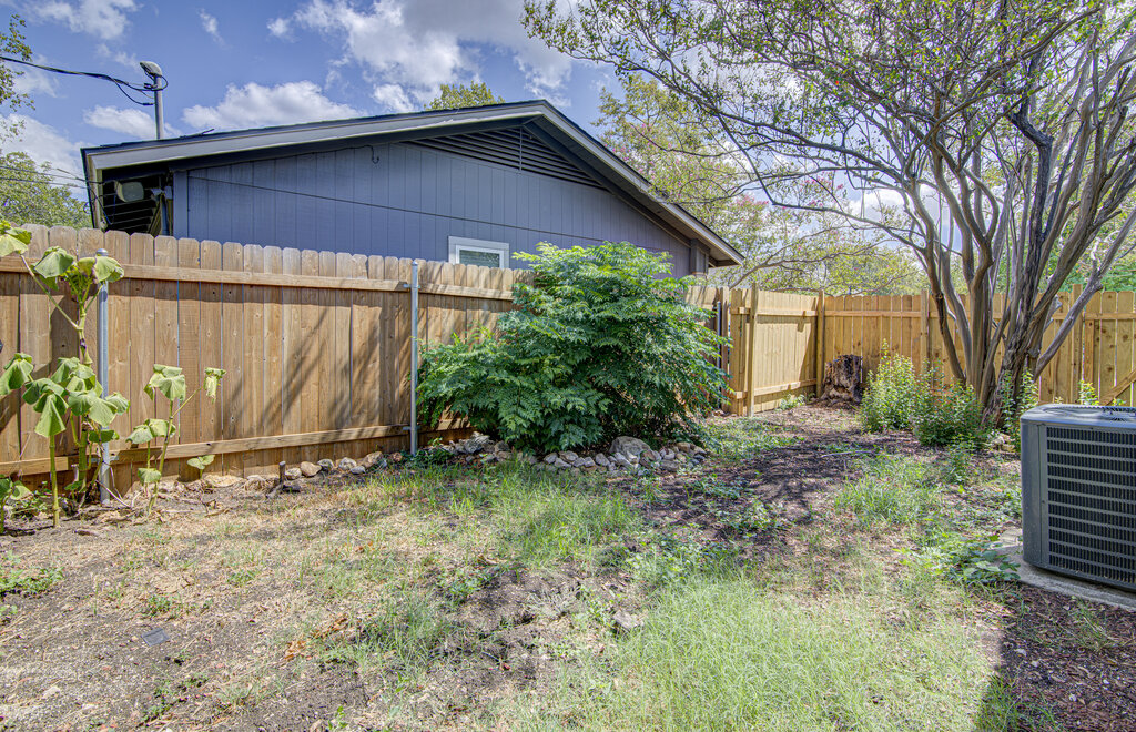 5006 Brighton Road, Unit A Austin, TX 78745 - Photo 19 of 20 Gallery Image 19
