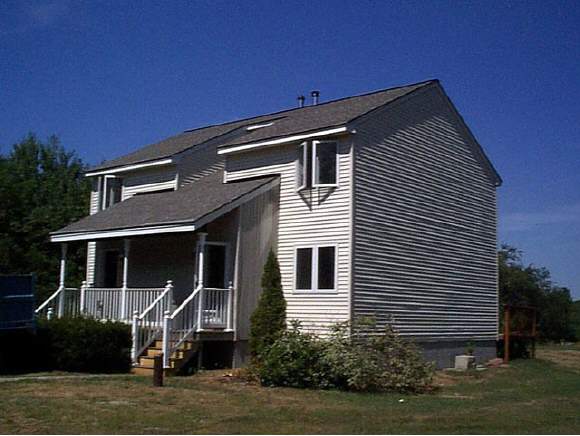 4 Litchfield Road Londonderry, NH 03053 - Photo 1 of 1