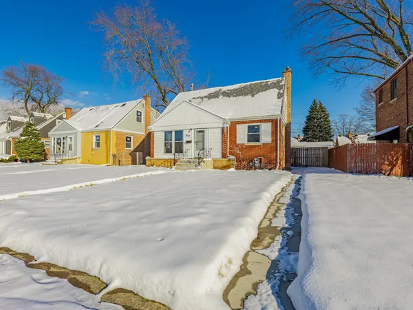 $190,000 | 1477 Wentworth Avenue, Calumet City, IL 60409