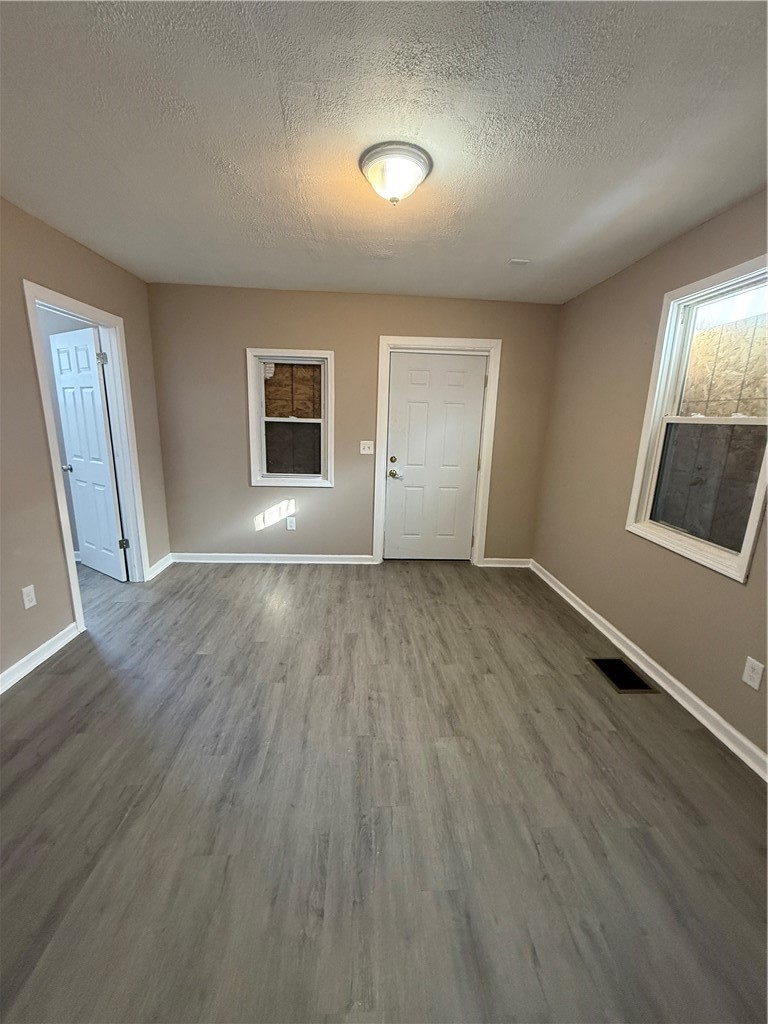 195 5th Street Rochester, NY 14605 - Photo 3 of 15