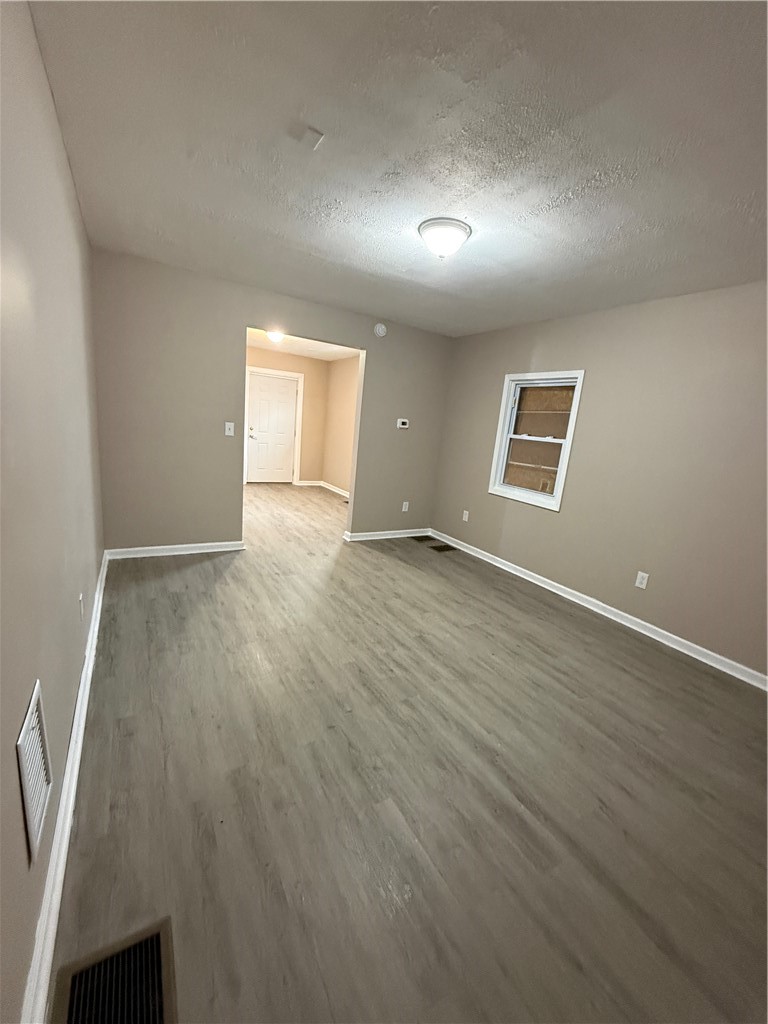 195 5th Street Rochester, NY 14605 - Photo 6 of 15