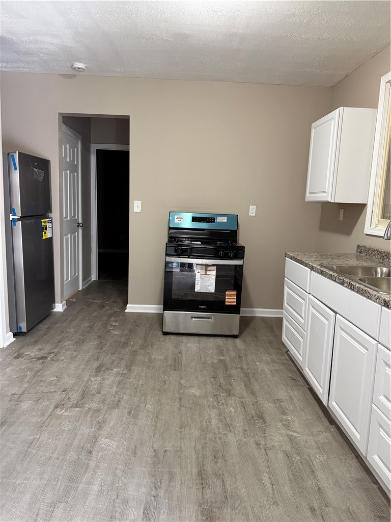 195 5th Street Rochester, NY 14605 - Photo 8 of 15