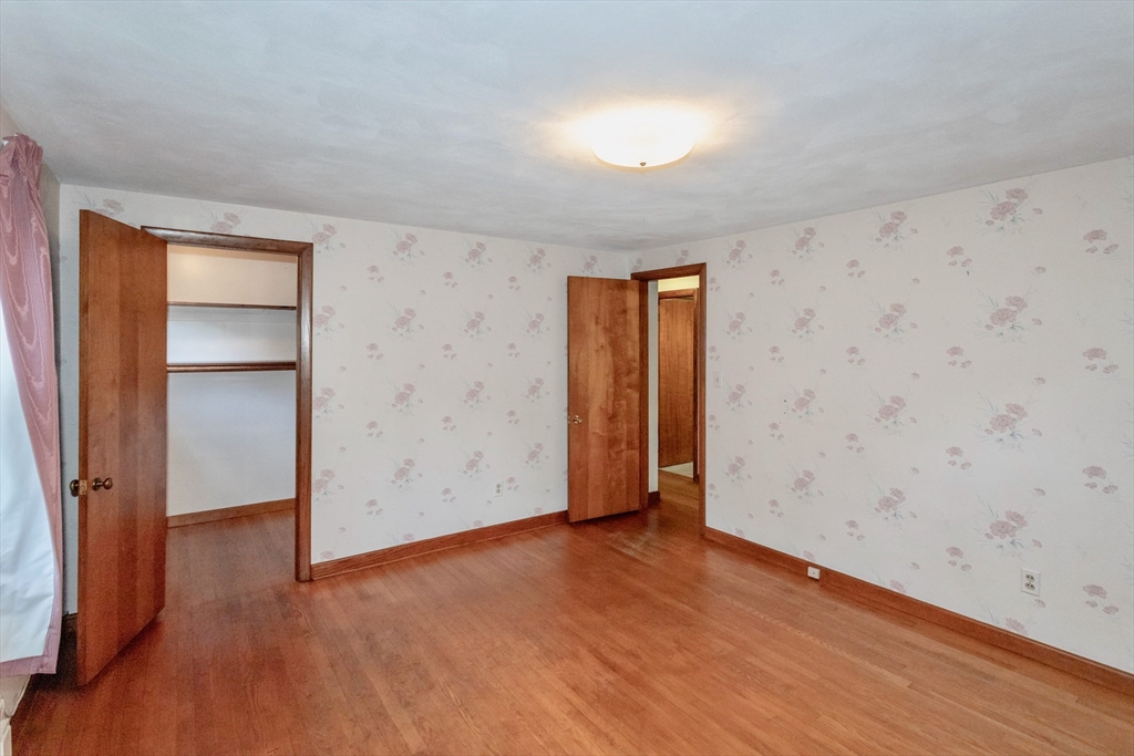 145 Honey Pot Road Westfield, MA 01085 - Photo 21 of 42 Gallery Image 21