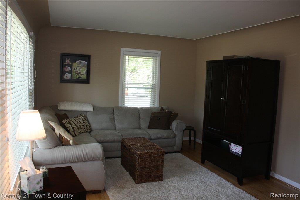 1020 1st Street Rochester, MI 48307 - Photo 4 of 8 FIRST C.JPG