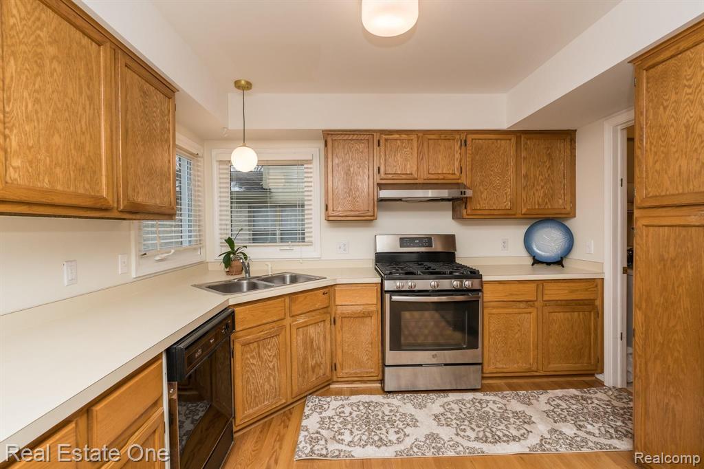 3151 Primrose Drive Rochester Hills, MI 48307 - Photo 18 of 48
