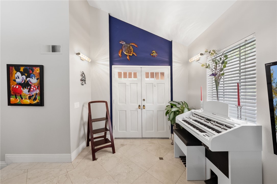 1441 San Almada Road Corona, CA 92882 - Photo 11 of 48