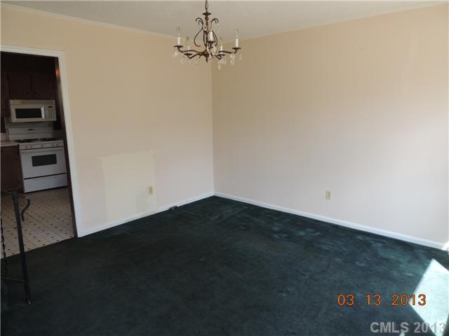 505 Newcastle Road Gastonia, NC 28052 - Photo 3 of 11 Gallery Image 3