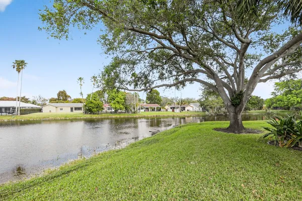 $183,900 | 11477 Northwest 39th Court, Unit 3071, Coral Springs, FL 33065
