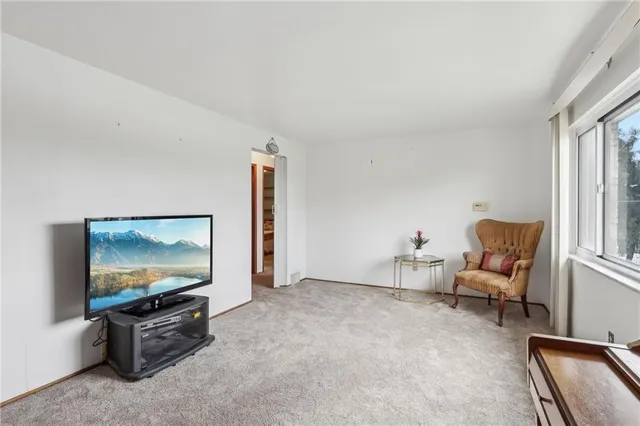 $259,900 | 563 Meadowvale Drive, Cheswick, PA 15024