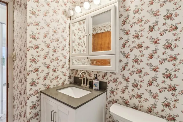 $259,900 | 563 Meadowvale Drive, Cheswick, PA 15024