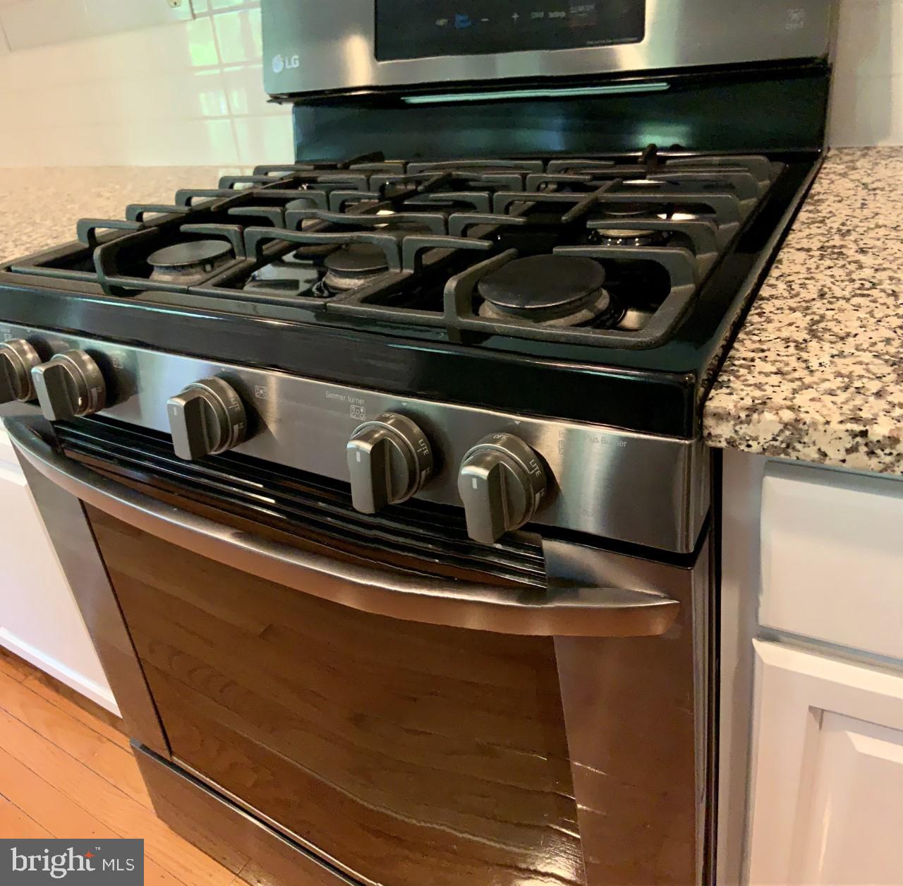 11023 Birchtree Lane Laurel, MD 20723 - Photo 5 of 22 Gas cooking! Newer appliances