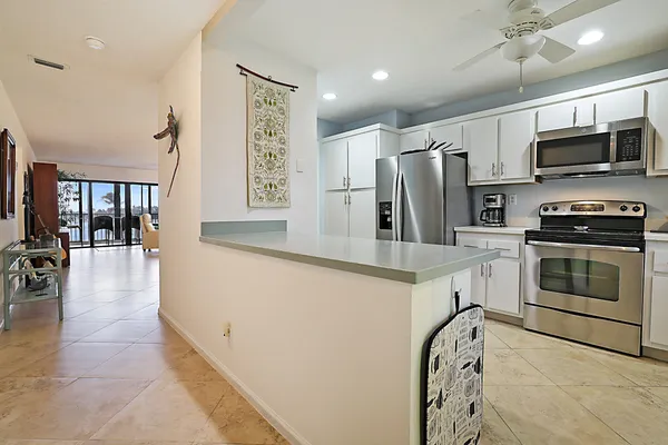 $599,000 | 300 Intracoastal Place, Unit 404, Jupiter, FL 33469