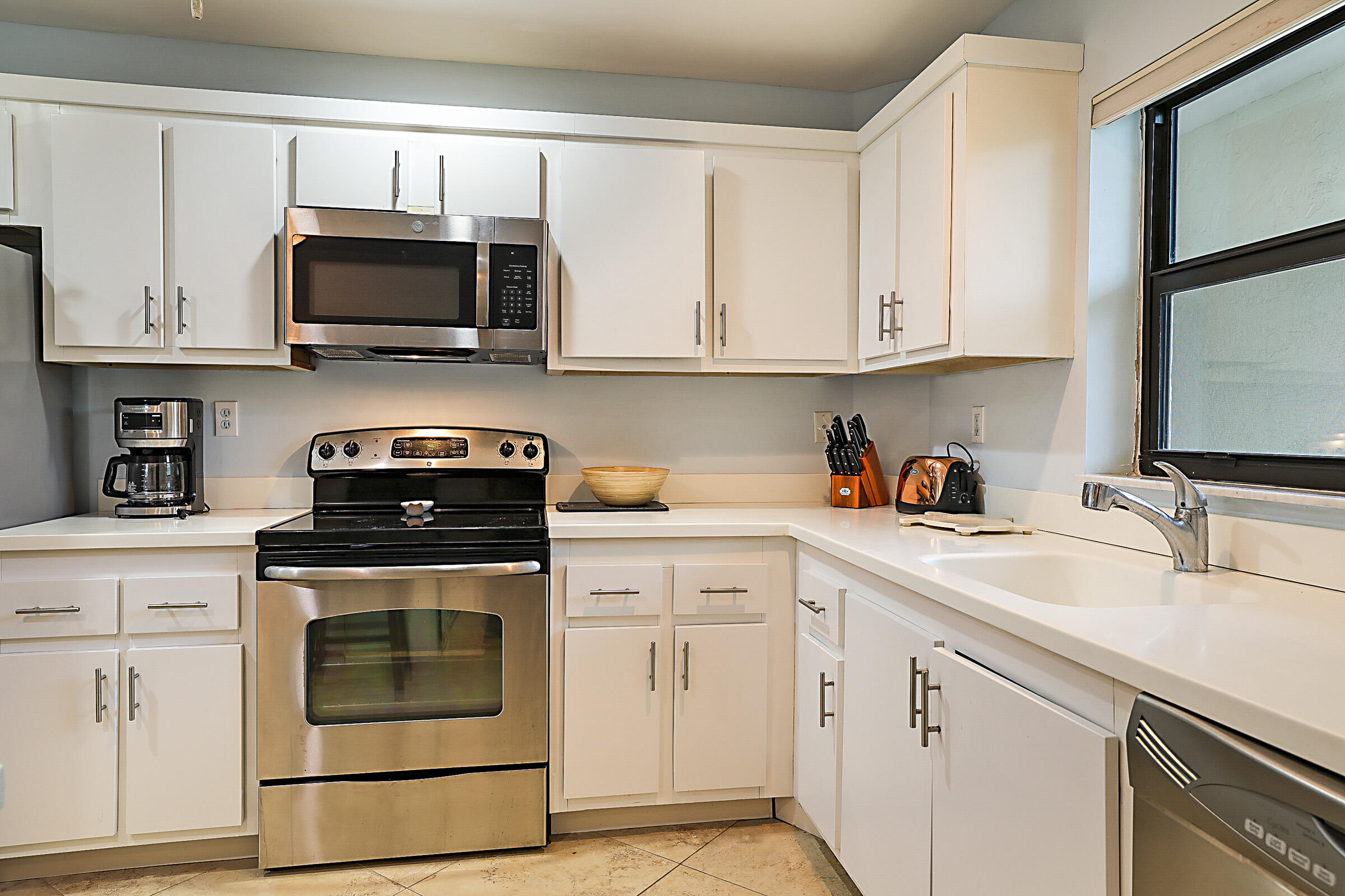 300 Intracoastal Place, Unit 404 Jupiter, FL 33469 - Photo 18 of 43 300 Intracoastal Place Apt 404-14