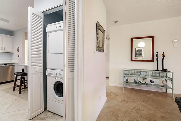 $599,000 | 300 Intracoastal Place, Unit 404, Jupiter, FL 33469