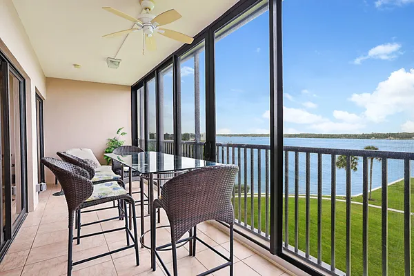 $599,000 | 300 Intracoastal Place, Unit 404, Jupiter, FL 33469