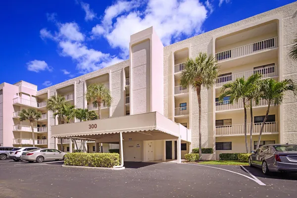 $599,000 | 300 Intracoastal Place, Unit 404, Jupiter, FL 33469