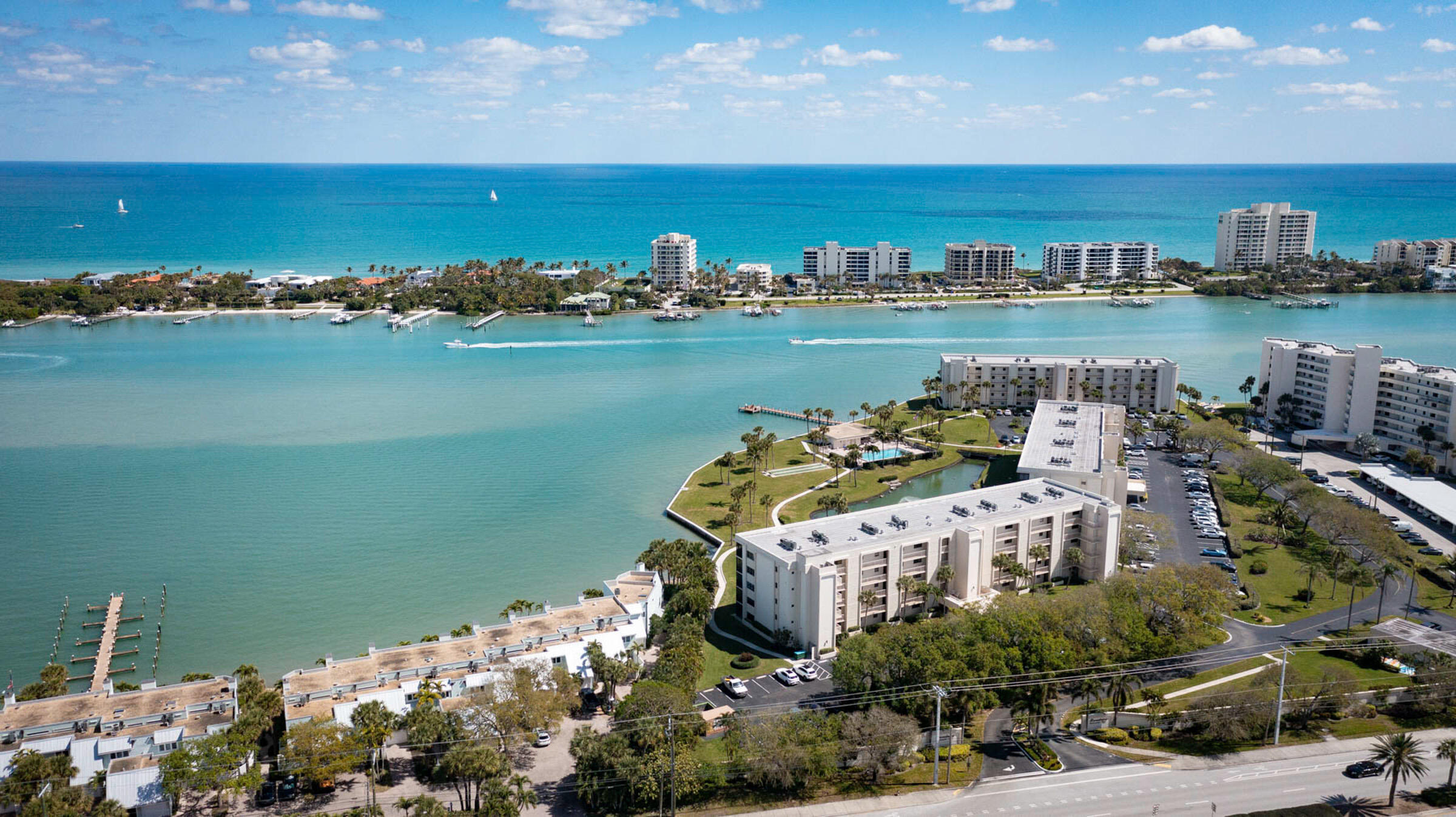 300 Intracoastal Place, Unit 404 Jupiter, FL 33469 - Photo 34 of 43 300 Intracoastal Place Apt 404-30