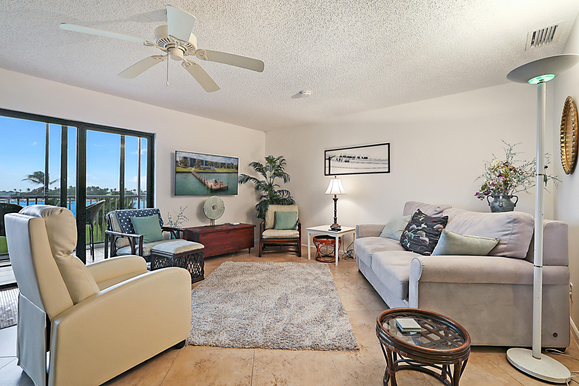 300 Intracoastal Place, Unit 404 Jupiter, FL 33469 - Photo 6 of 43 300 Intracoastal Place Apt 404-2