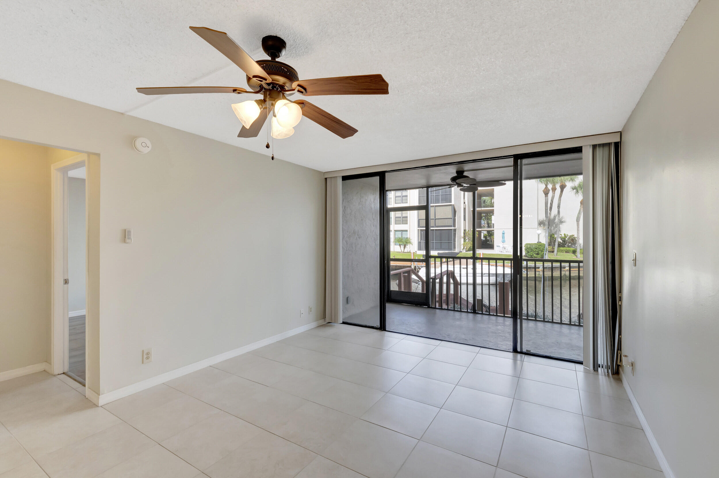 6 Royal Palm Way, Unit 106 Boca Raton, FL 33432 - Photo 16 of 57 37_dsc_7780