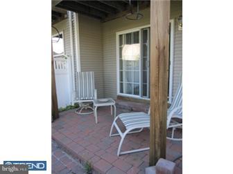 133 Coburn Road Pennington, NJ 08534 - Photo 2 of 5 Exterior Back