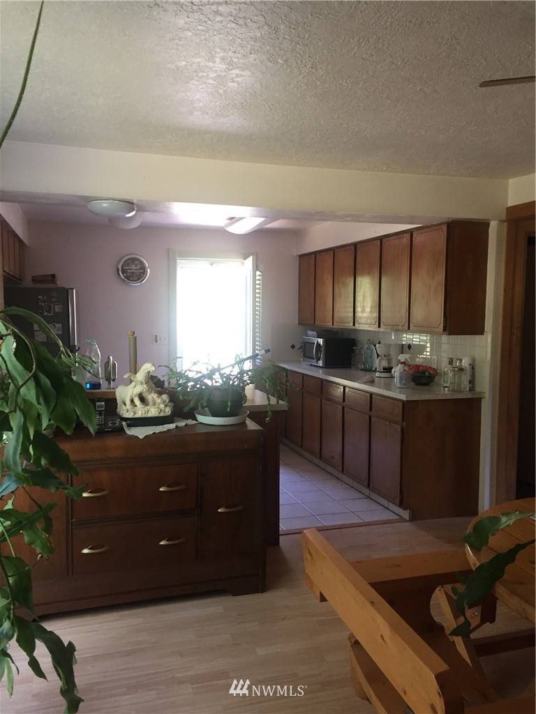 17 Risk Road Cathlamet, WA 98612 - Photo 9 of 16 Gallery Image 9