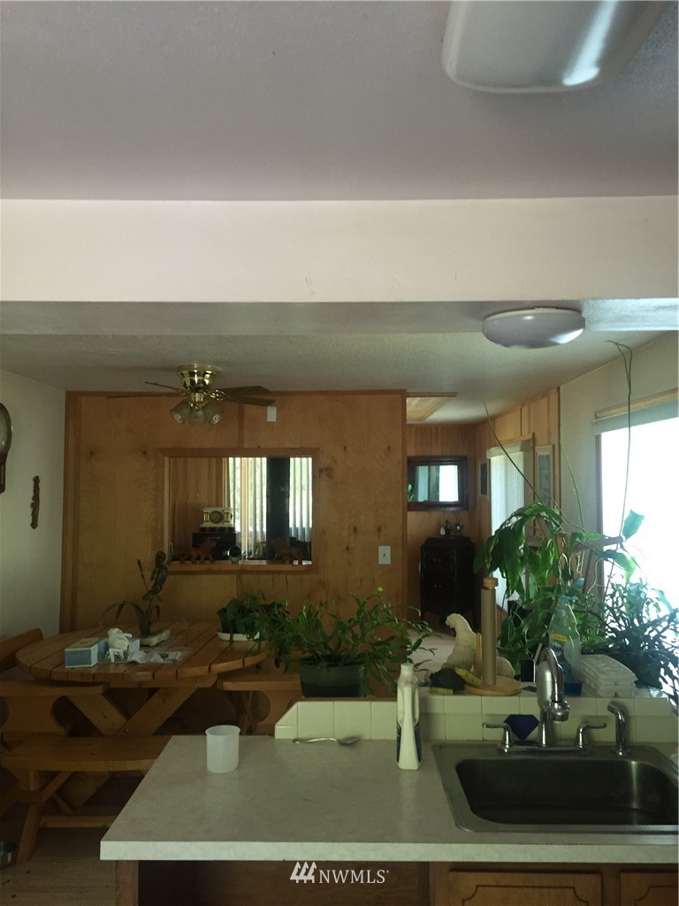 17 Risk Road Cathlamet, WA 98612 - Photo 10 of 16 Gallery Image 10