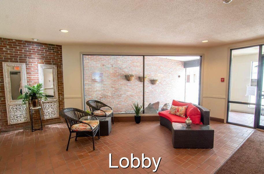 112 Franklin Street, Unit D5 Bangor, ME 04401 - Photo 3 of 25 02