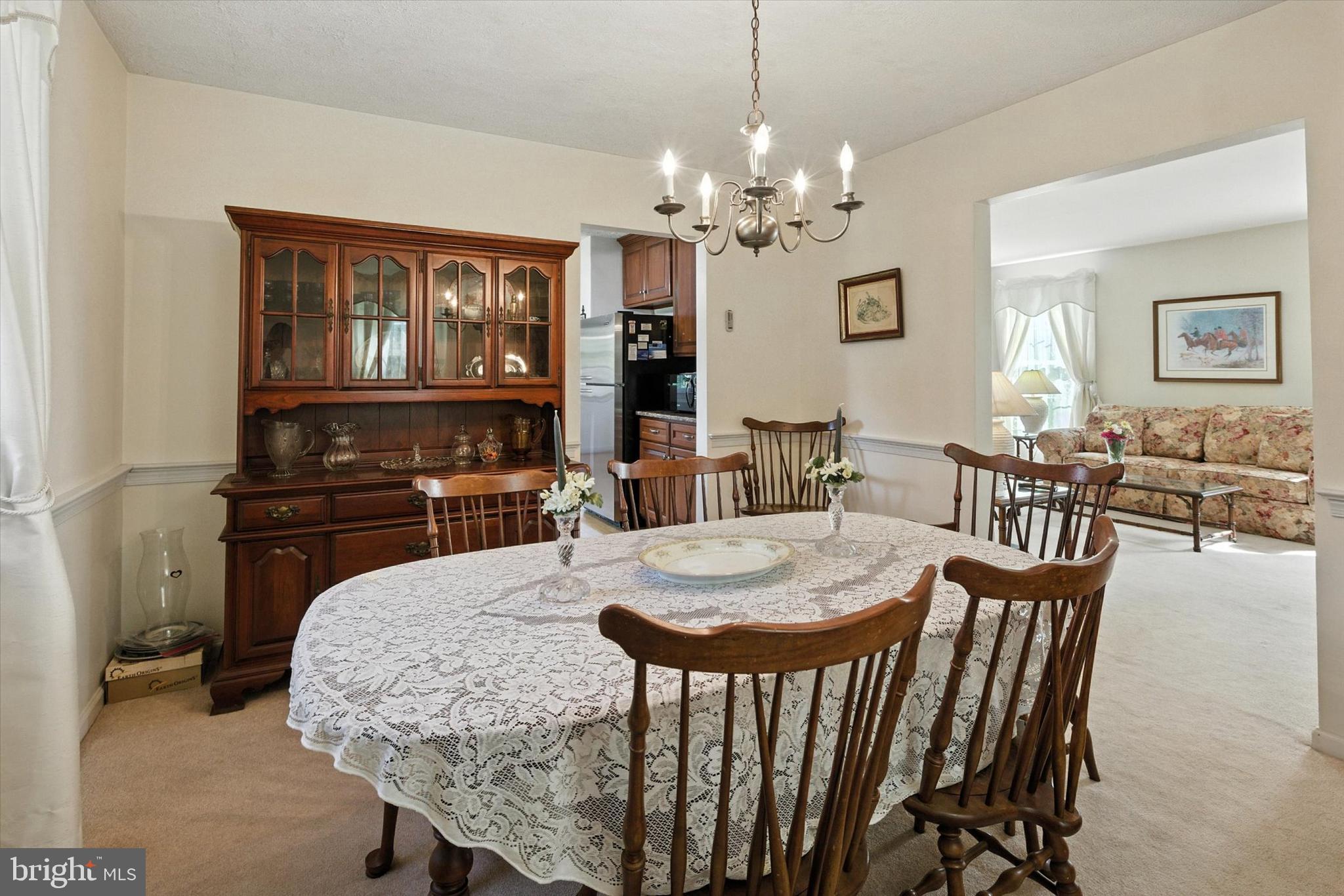 1337 Coldsprings Road Pottstown, PA 19465 - Photo 9 of 32 Dining room