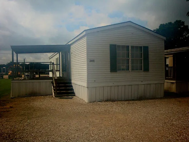 $1,250 | 2449 Precinct Line Road, Richmond, TX 77406