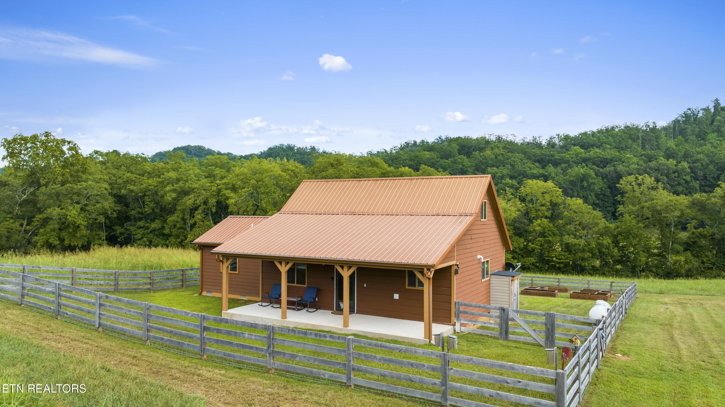 1541 Dogtown Road Ten Mile, TN 37880 - Photo 11 of 24 DJI_0918-HDR