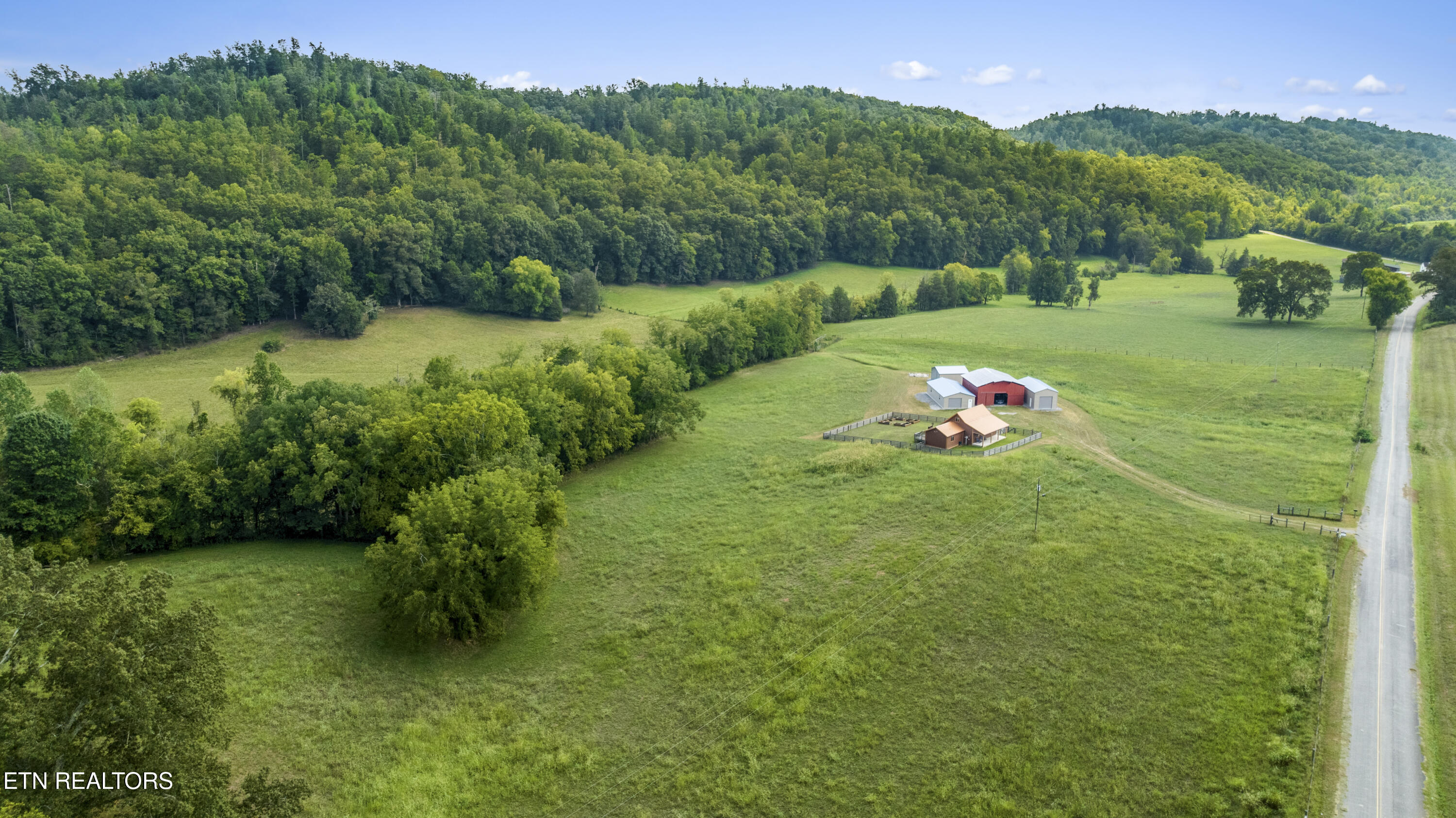 1541 Dogtown Road Ten Mile, TN 37880 - Photo 5 of 24 DJI_0838-HDR