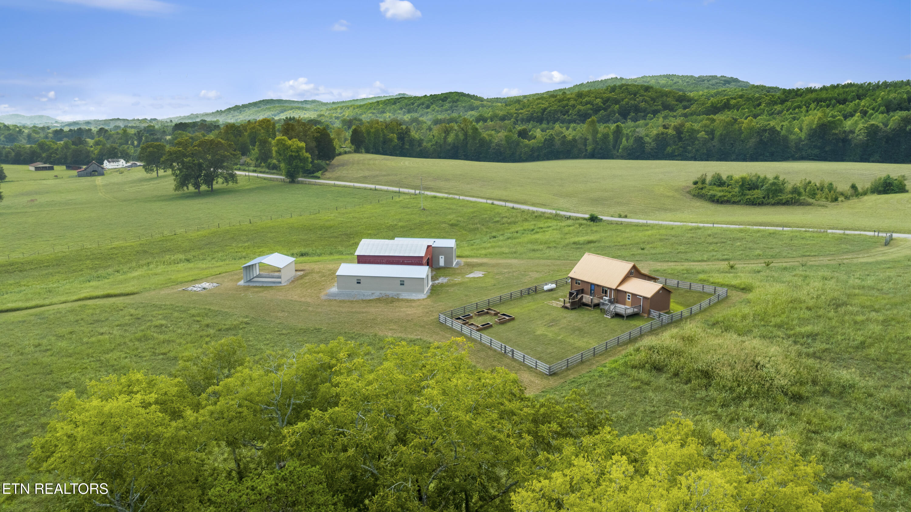 1541 Dogtown Road Ten Mile, TN 37880 - Photo 9 of 24 DJI_0893-HDR