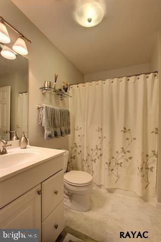 250 Greenleaf Road York, PA 17406 - Photo 14 of 32 Gallery Image 14