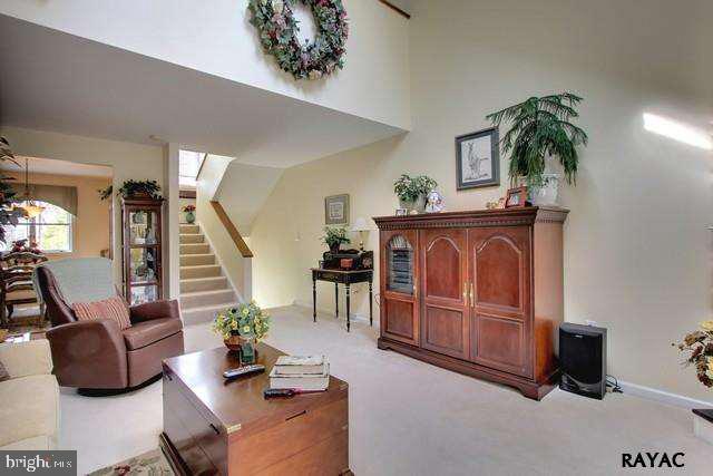 250 Greenleaf Road York, PA 17406 - Photo 4 of 32 Gallery Image 4