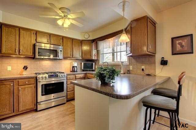 250 Greenleaf Road York, PA 17406 - Photo 8 of 32 Gallery Image 8