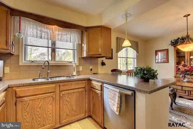 250 Greenleaf Road York, PA 17406 - Photo 9 of 32 Gallery Image 9