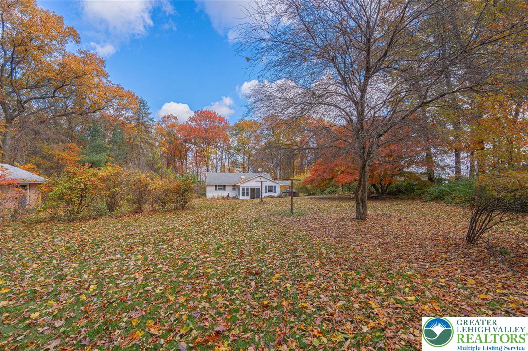 258 Kohlers Hill Road Kutztown, PA 19530 - Photo 52 of 60 a backyard of a house with lots of green space