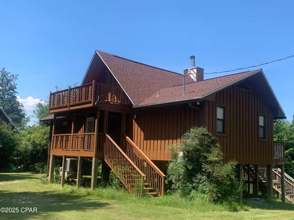 $298,500 | 13537 Missy Lane, Clarksville, FL 32430