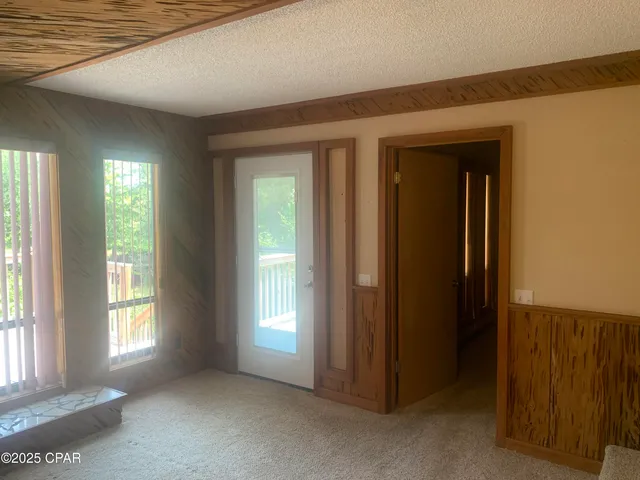 $298,900 | 13537 Missy Lane, Clarksville, FL 32430