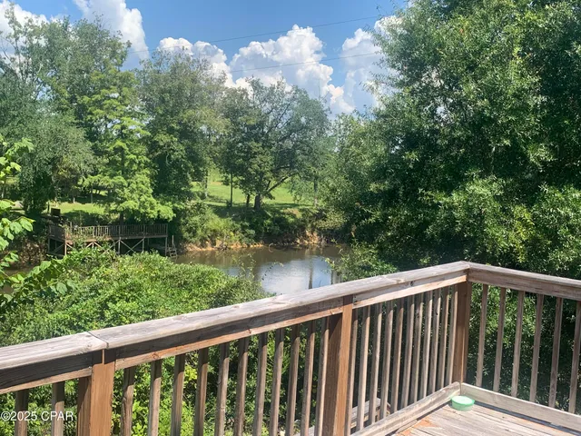 $298,900 | 13537 Missy Lane, Clarksville, FL 32430