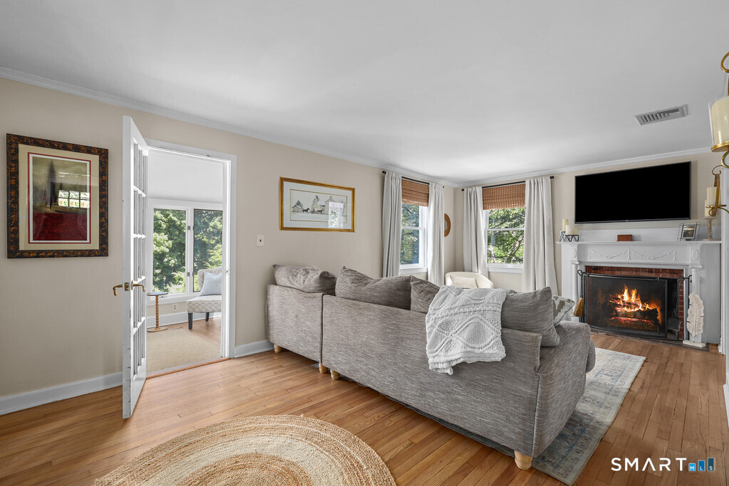 24 Island Hill Avenue Ridgefield, CT 06877 - Photo 3 of 40