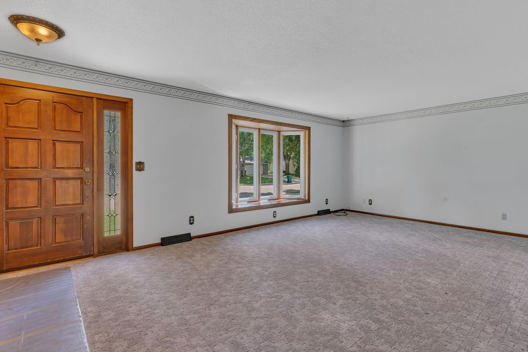 608 26th Avenue Southwest Willmar, MN 56201 - Photo 19 of 38
