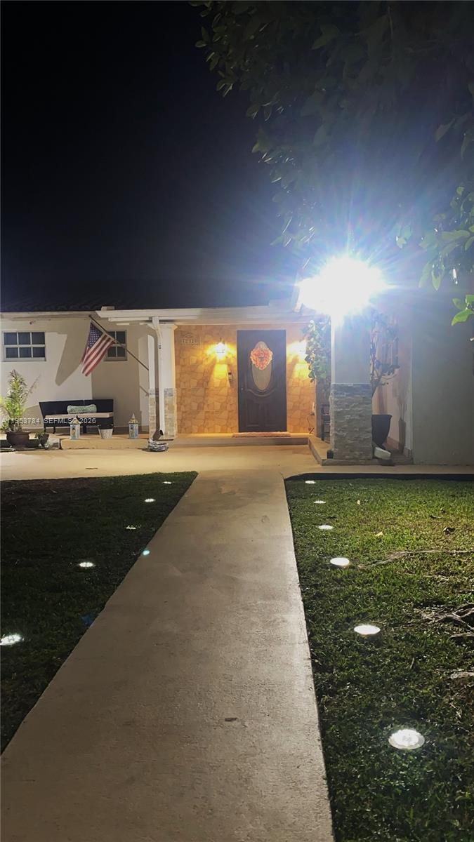 12320 Southwest 39th Street Miami, FL 33175 - Photo 37 of 41