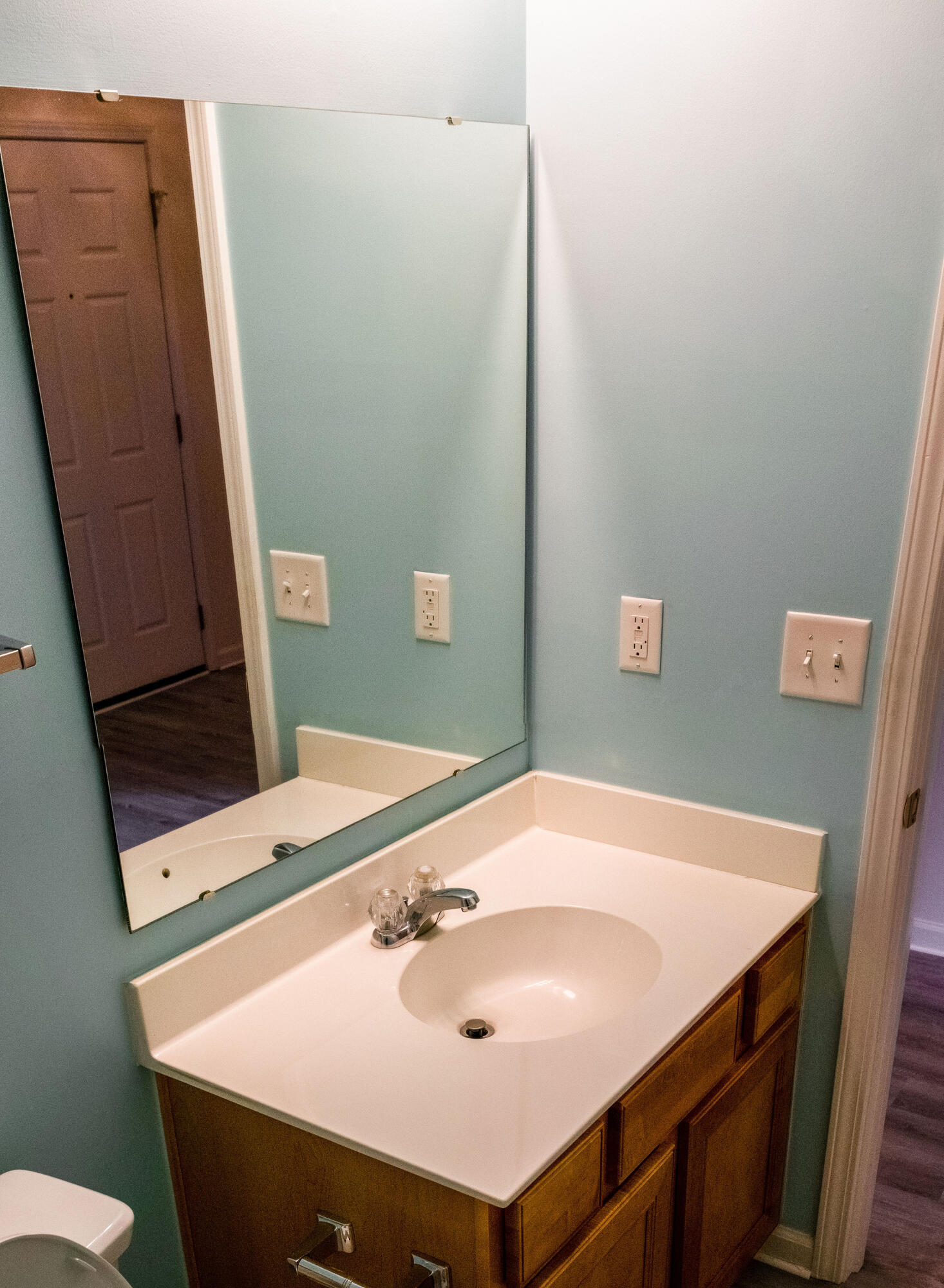 218 Brookshire Road Goose Creek, SC 29445 - Photo 8 of 33 218ForSale-DownstairsBath2