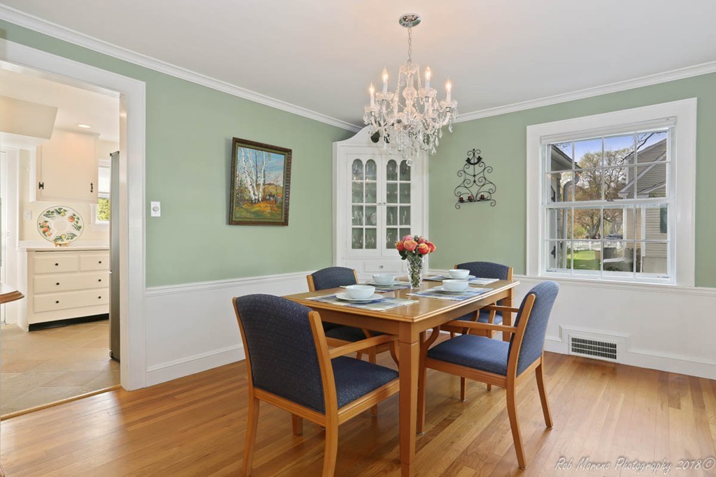 5 Stratford Road Andover, MA 01810 - Photo 4 of 18 Gallery Image 4