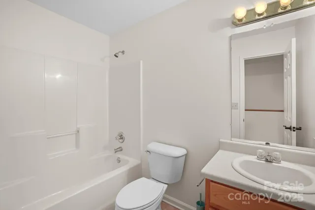 $670,000 | 166 Jay Bird Drive, Sylva, NC 28779