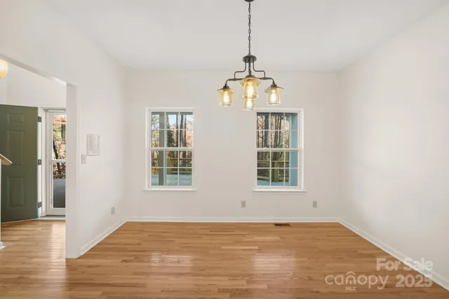 $670,000 | 166 Jay Bird Drive, Sylva, NC 28779