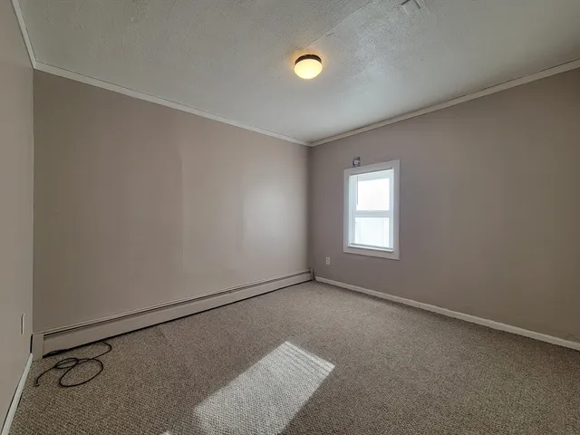 $1,800 | 7 Wall Street, Unit 1, Fitchburg, MA 01420